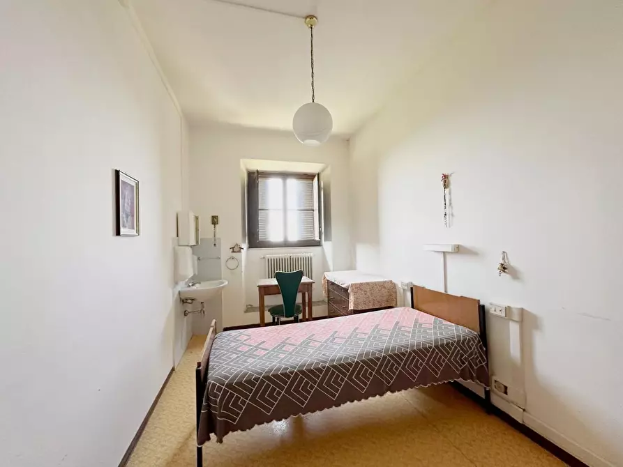 Immagine 25 di Villa in vendita  a Capannori