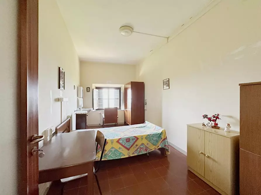 Immagine 27 di Villa in vendita  a Capannori