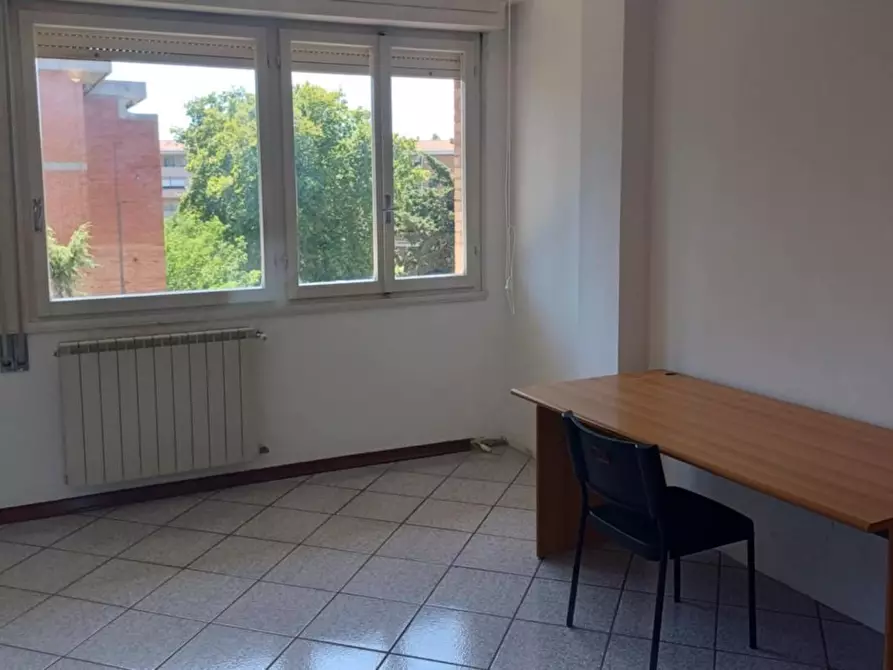 Immagine 5 di Appartamento in affitto  a Pisa