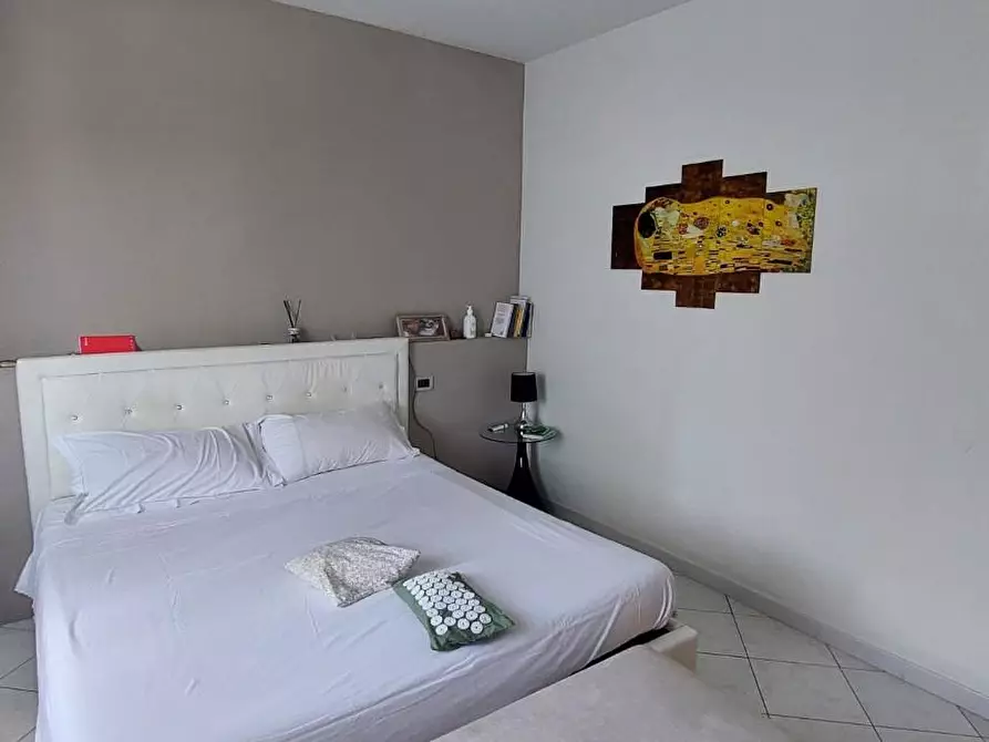 Immagine 7 di Appartamento in vendita  a Carrara