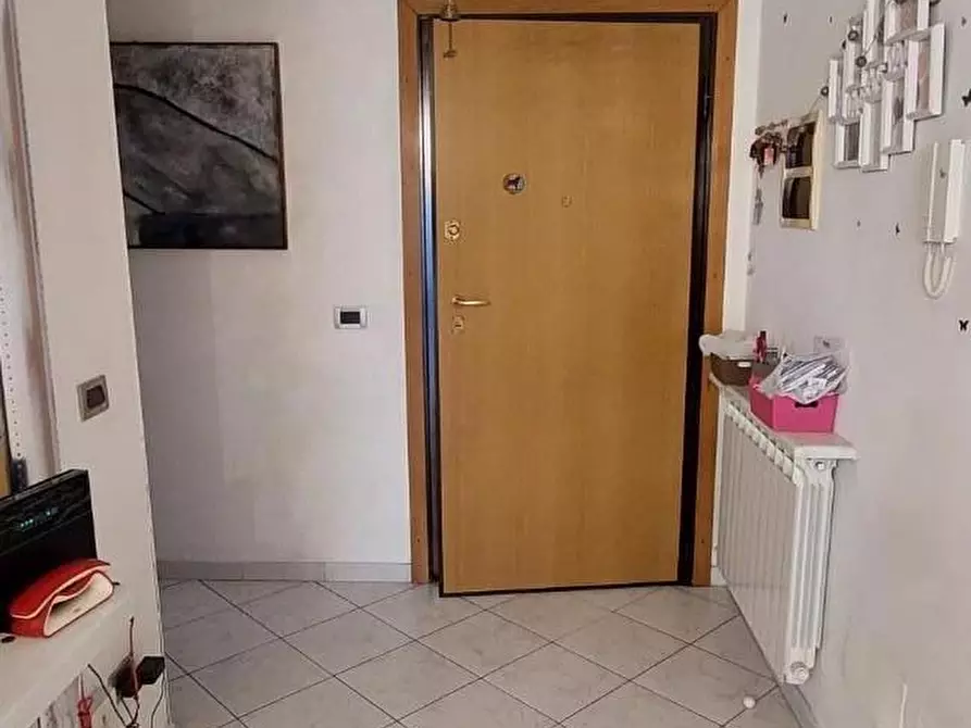 Immagine 9 di Appartamento in vendita  a Carrara