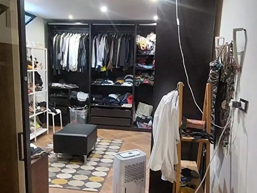 Immagine 20 di Appartamento in vendita  a Carrara