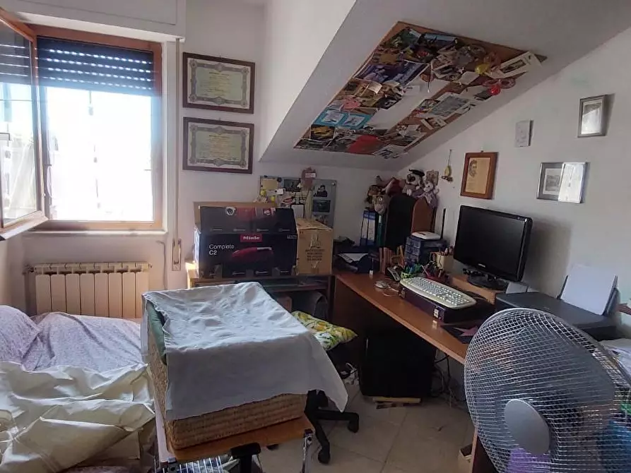 Immagine 8 di Appartamento in vendita  a Ortonovo