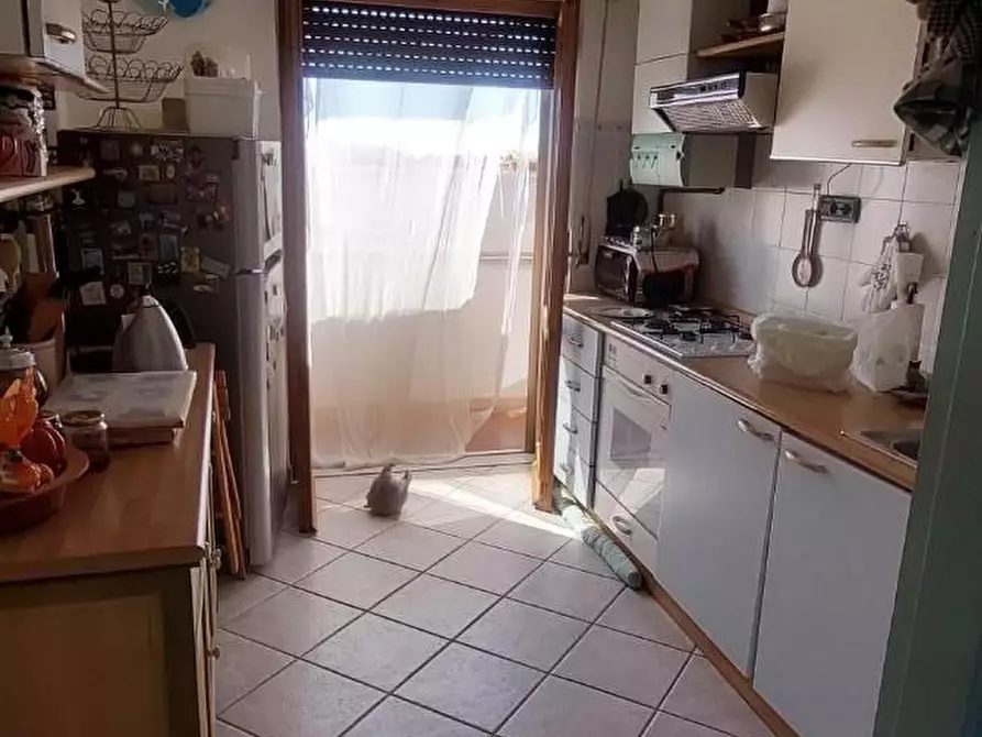 Immagine 2 di Appartamento in vendita  a Ortonovo