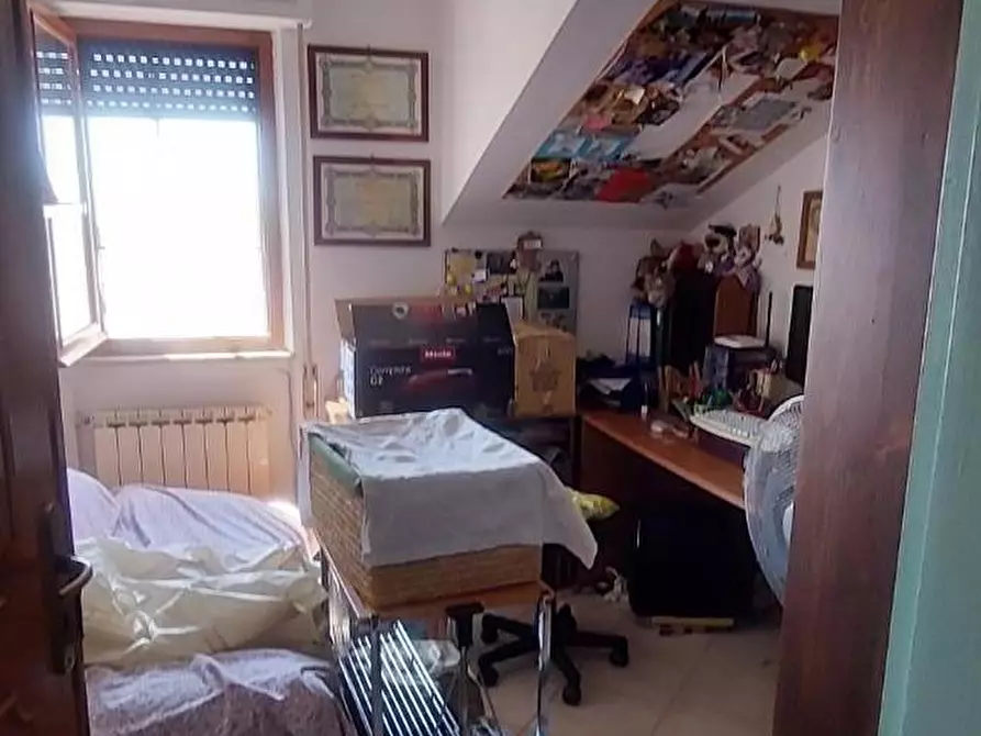 Immagine 7 di Appartamento in vendita  a Ortonovo