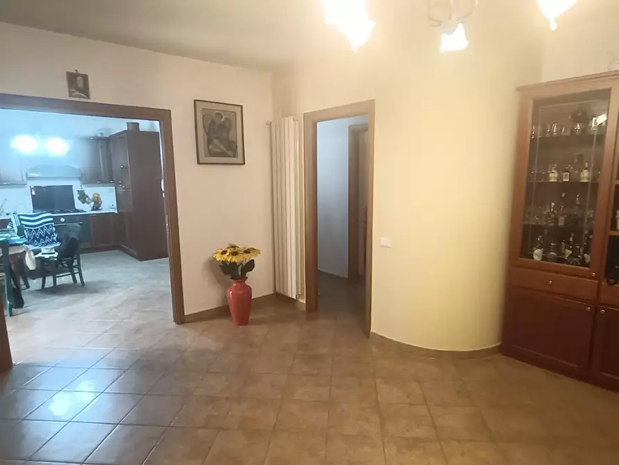 Immagine 2 di Villa in vendita  a San Giuliano Terme