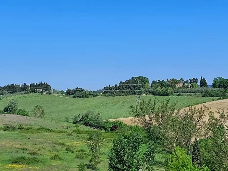 Immagine 10 di Appartamento in vendita  a Siena