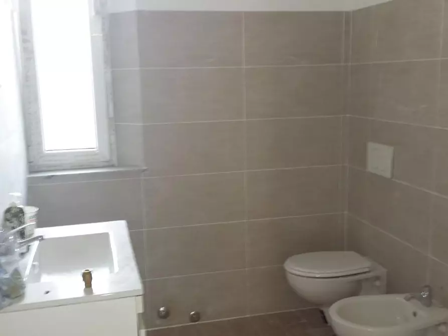 Immagine 10 di Appartamento in affitto  a Pisa