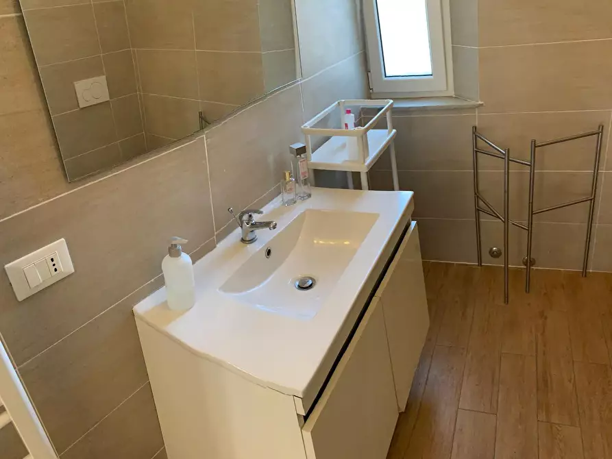 Immagine 12 di Appartamento in affitto  a Pisa