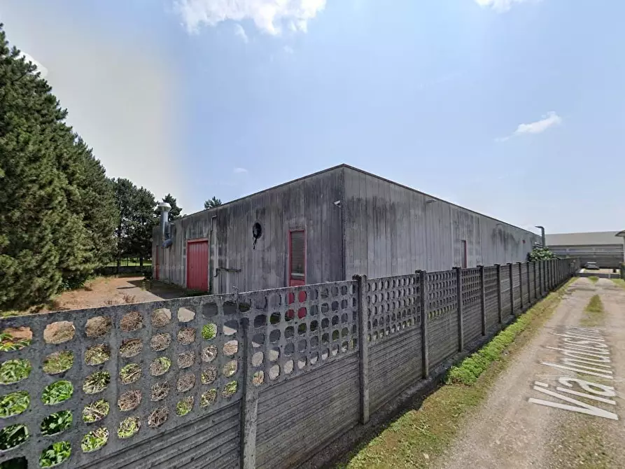 Immagine 1 di Capannone industriale in vendita  a Giussano