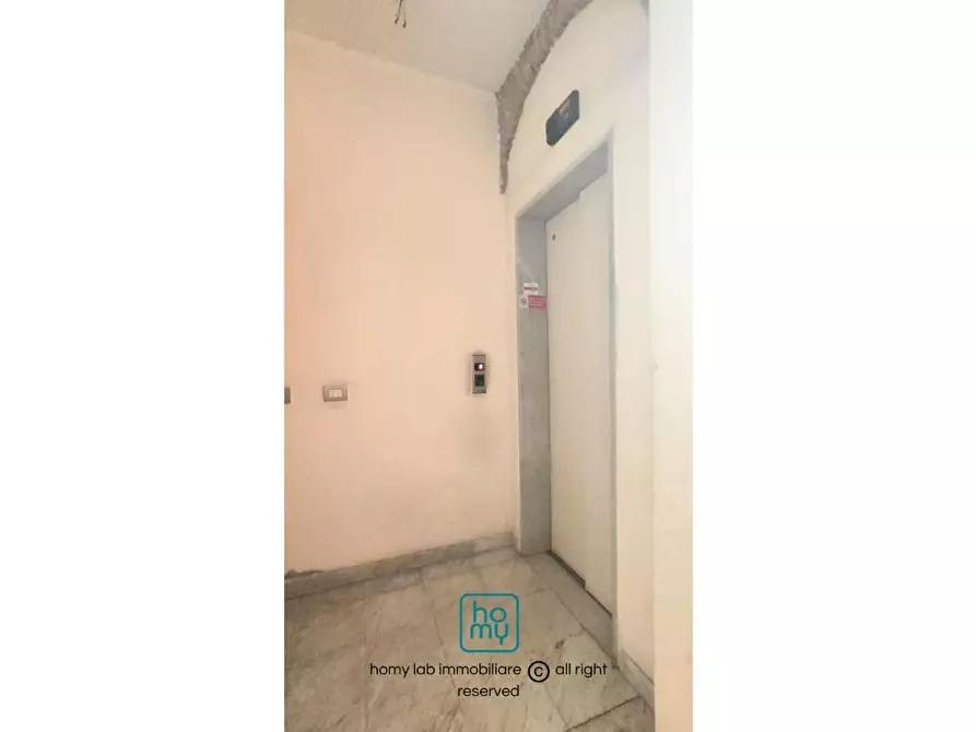 Immagine 3 di Appartamento in vendita  a Carrara