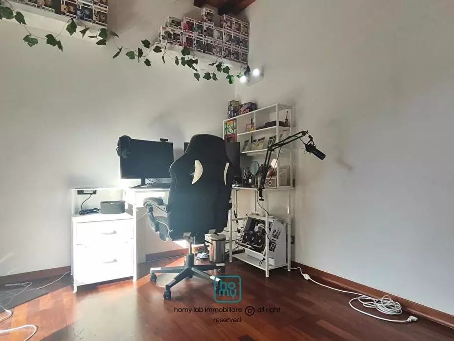 Immagine 13 di Appartamento in vendita  a Carrara