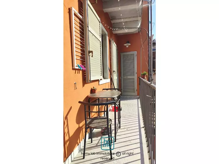 Immagine 5 di Appartamento in vendita  a Carrara