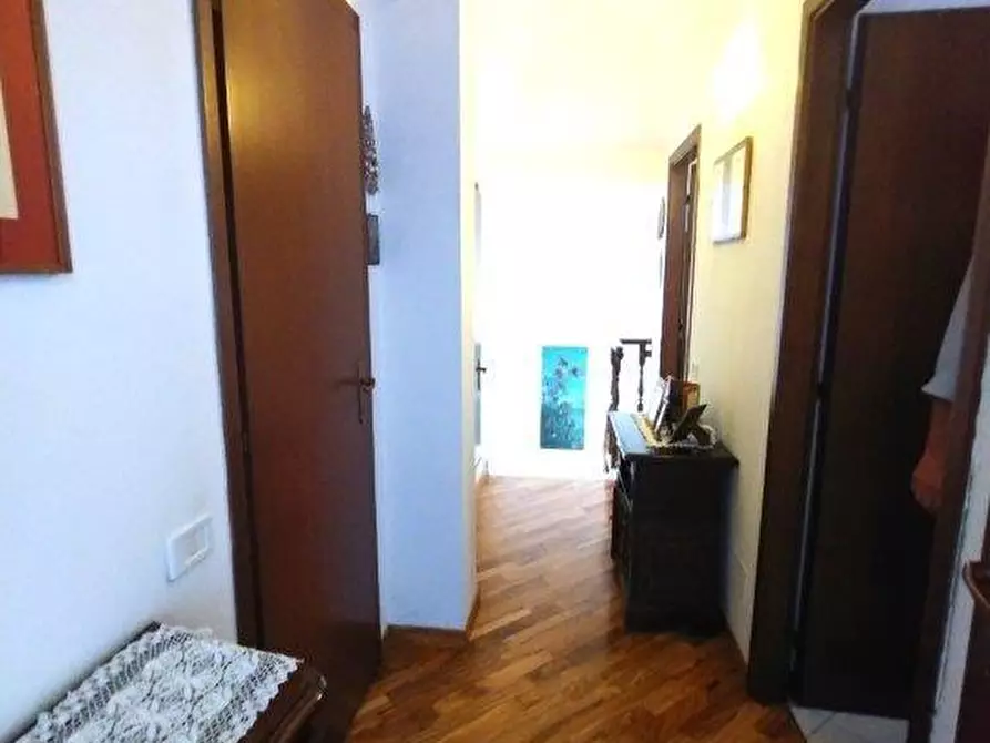 Immagine 10 di Porzione di casa in vendita  a Fosdinovo