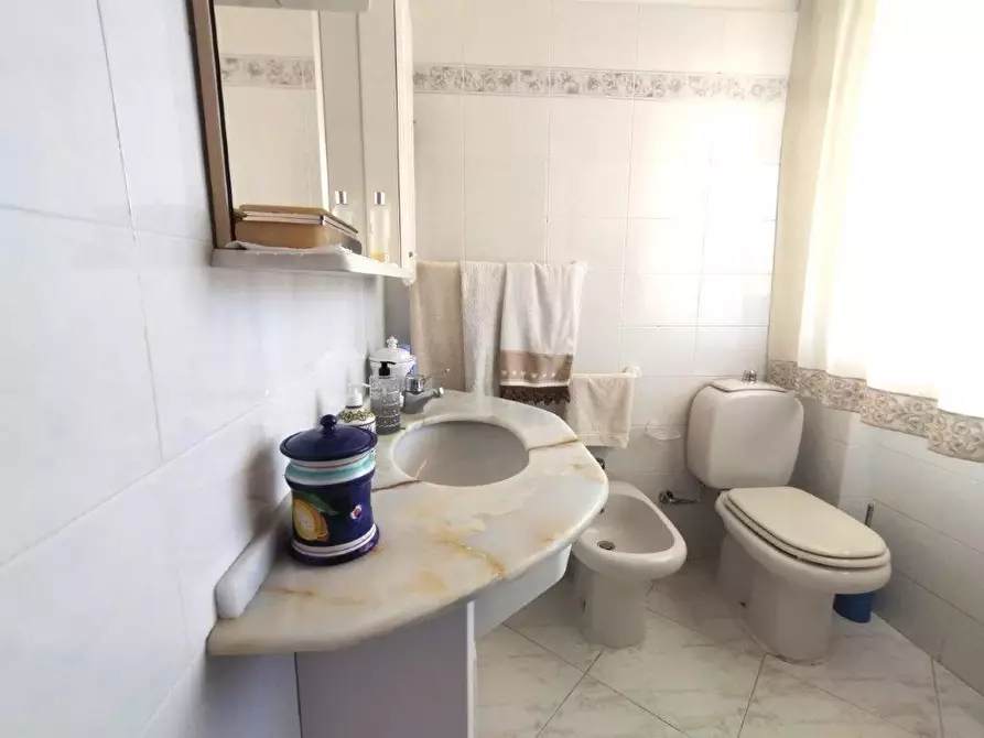 Immagine 4 di Porzione di casa in vendita  a Fosdinovo