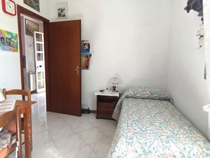 Immagine 7 di Porzione di casa in vendita  a Fosdinovo