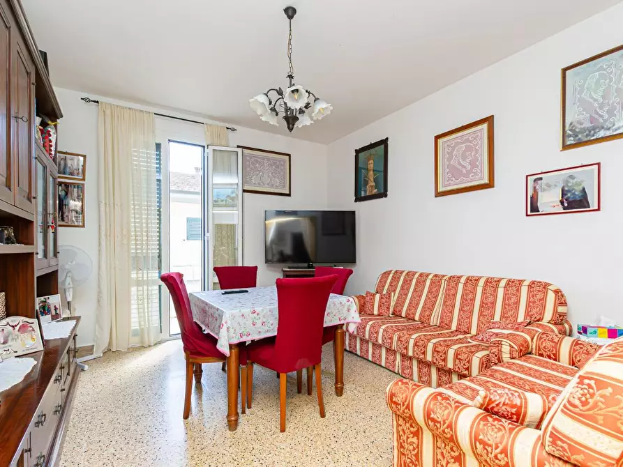 Immagine 11 di Appartamento in vendita  a Ponsacco