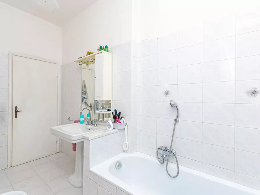 Immagine 19 di Appartamento in vendita  a Ponsacco