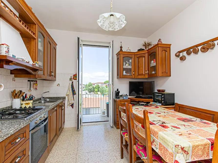 Immagine 3 di Appartamento in vendita  a Ponsacco