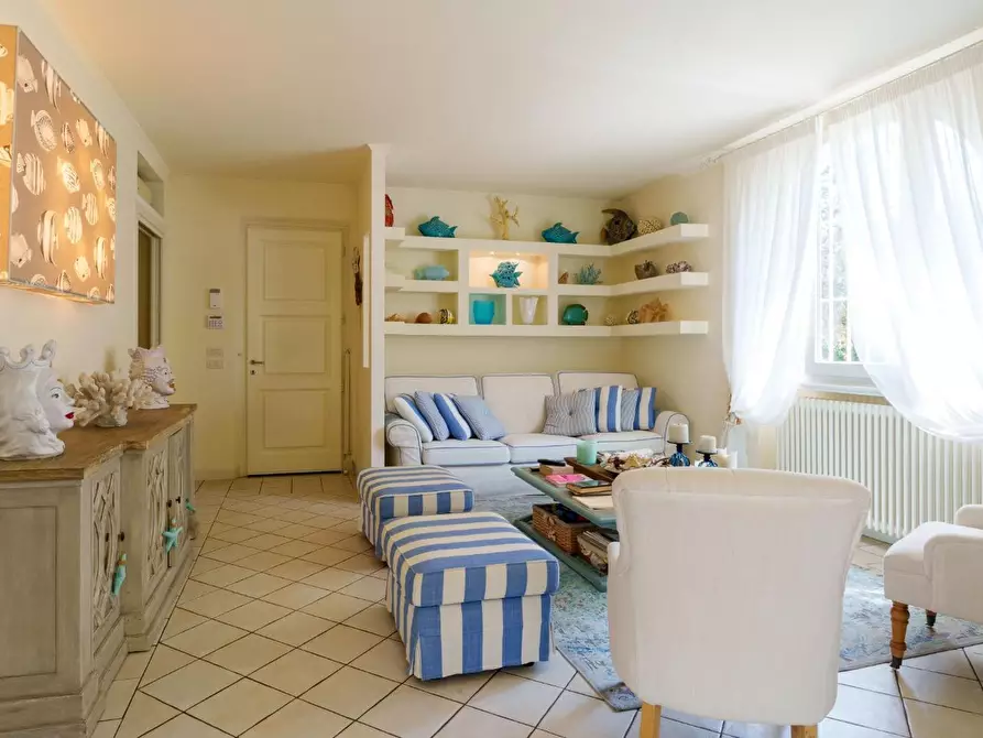 Immagine 20 di Villa in vendita  a Pietrasanta