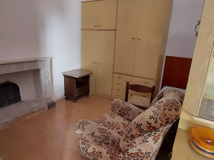 Immagine 3 di Appartamento in vendita  a Carrara