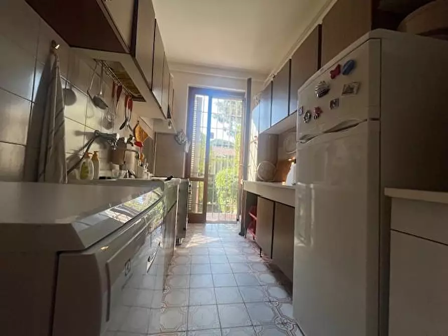 Immagine 14 di Appartamento in vendita  a Camaiore