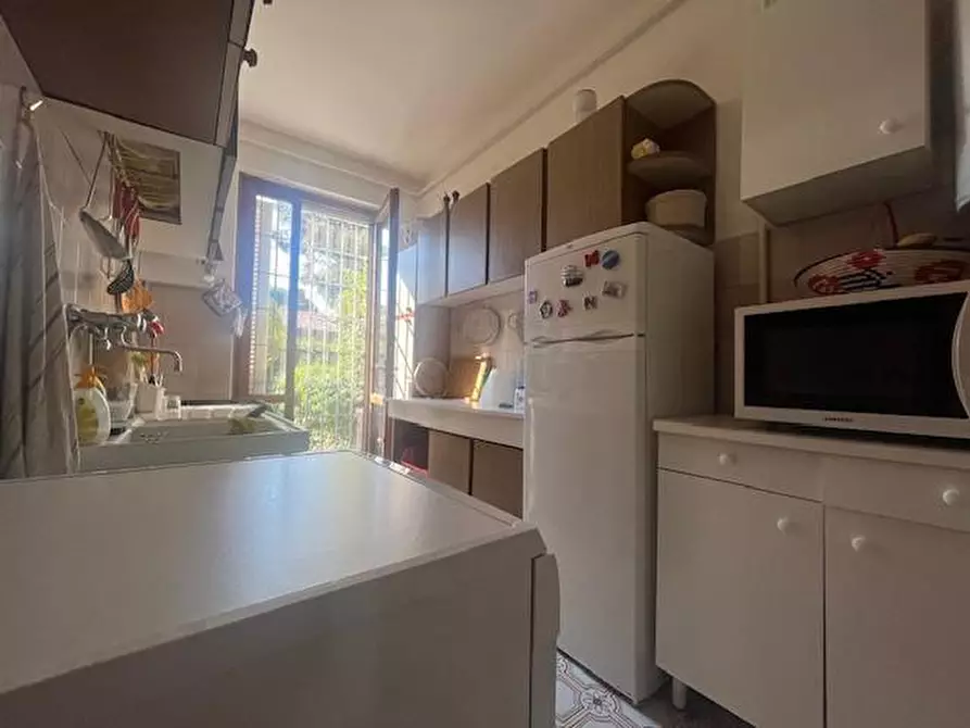 Immagine 13 di Appartamento in vendita  a Camaiore