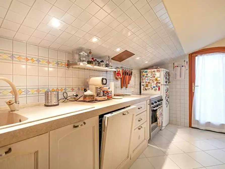 Immagine 5 di Appartamento in vendita  a Pisa