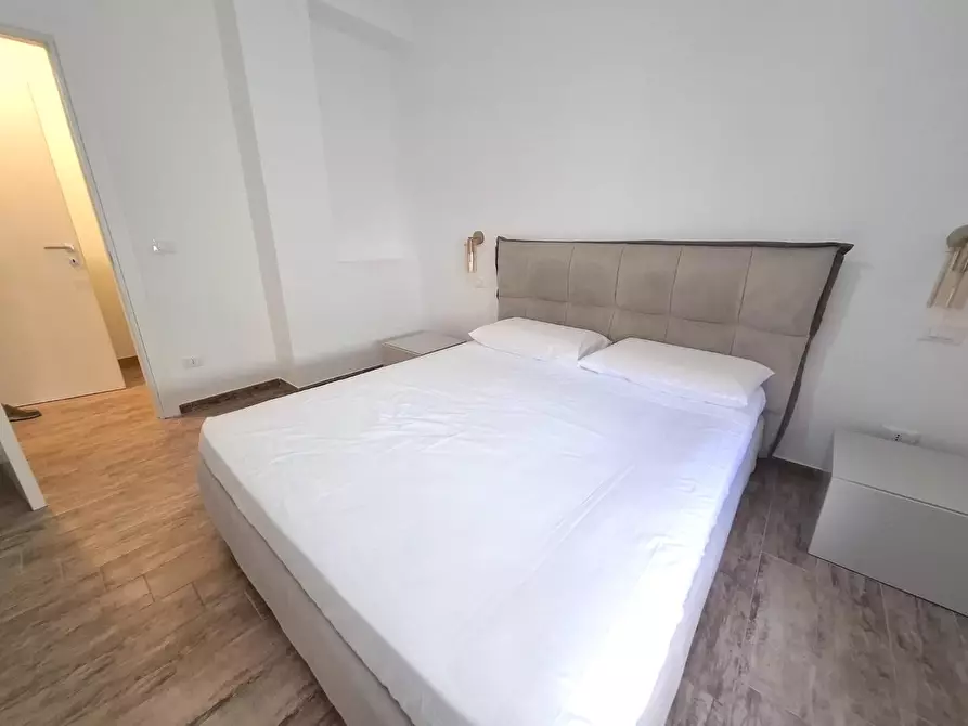 Immagine 8 di Appartamento in vendita  a Carrara