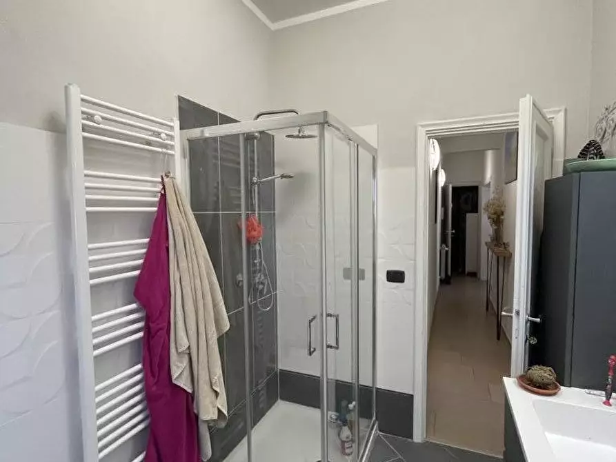 Immagine 23 di Appartamento in vendita  a Lucca