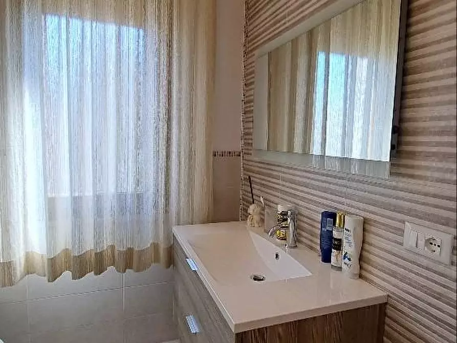 Immagine 24 di Appartamento in vendita  a Cascina