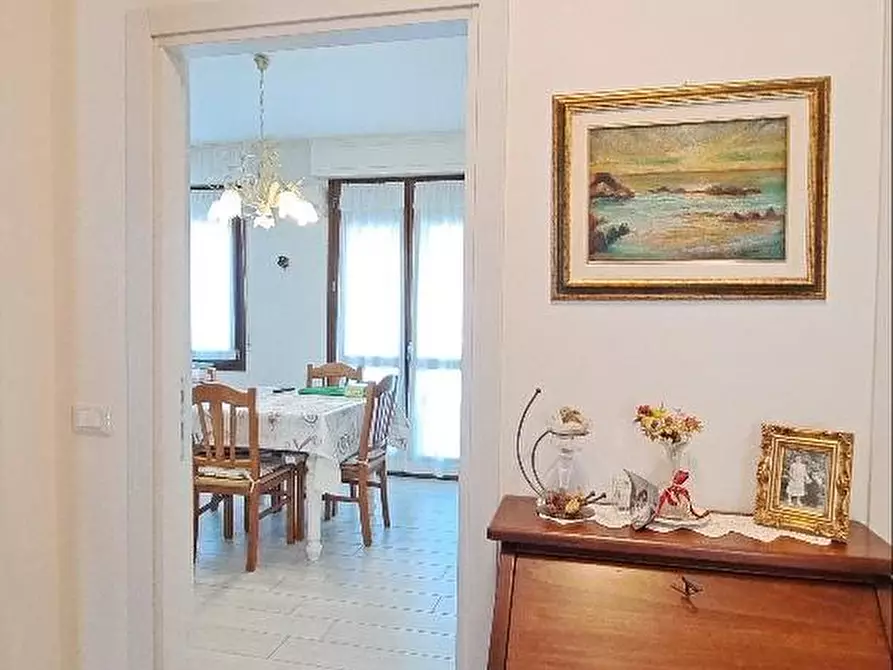 Immagine 8 di Appartamento in vendita  a Cascina