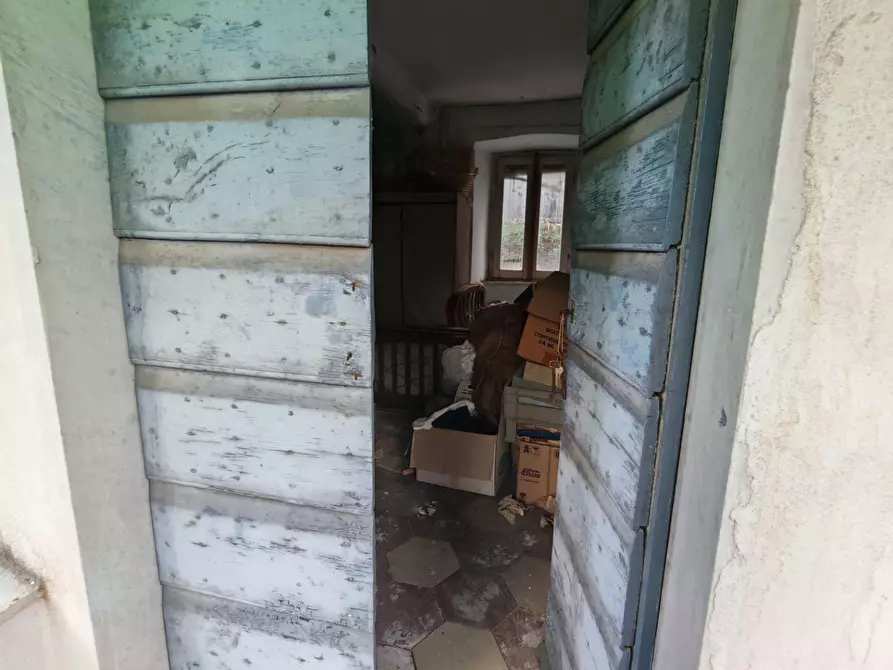 Immagine 6 di Porzione di casa in vendita  a Carrara