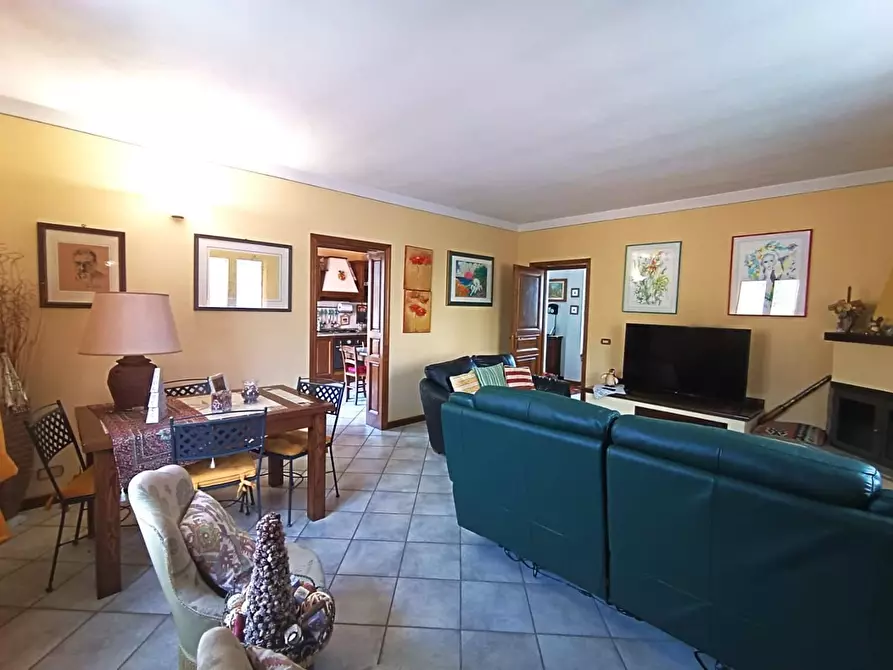 Immagine 13 di Casa bifamiliare in vendita  a Castelnuovo Di Garfagnana