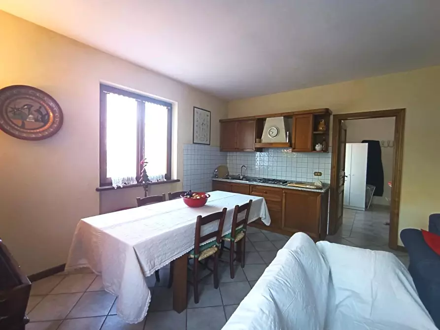 Immagine 5 di Casa bifamiliare in vendita  a Castelnuovo Di Garfagnana