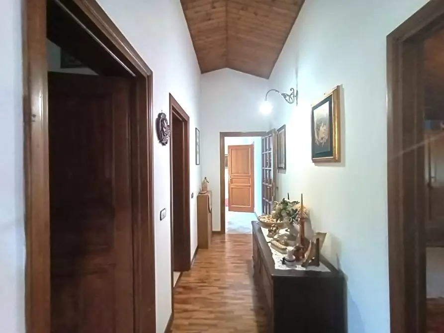 Immagine 17 di Casa bifamiliare in vendita  a Castelnuovo Di Garfagnana