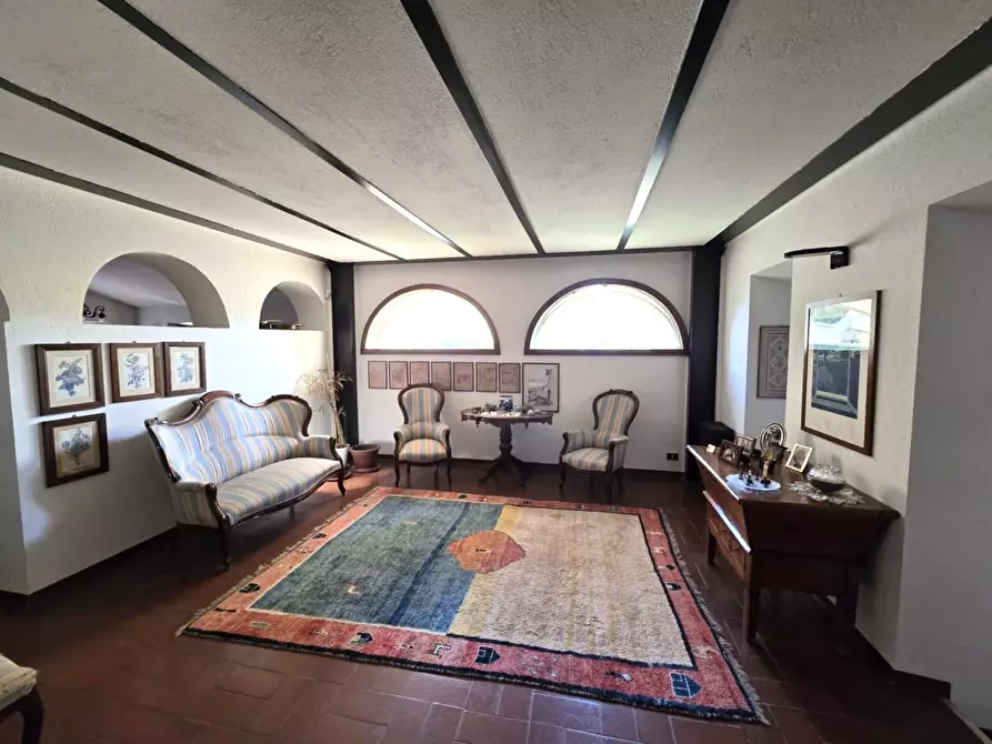 Immagine 17 di Casa colonica in vendita  a Colle Di Val D'elsa