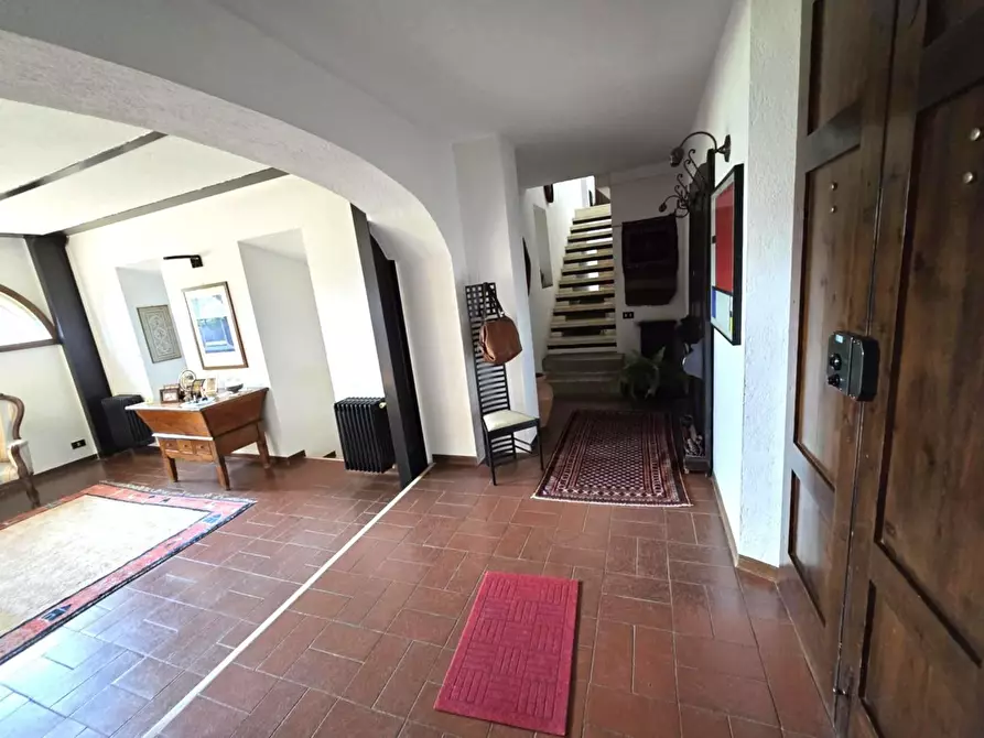 Immagine 19 di Casa colonica in vendita  a Colle Di Val D'elsa