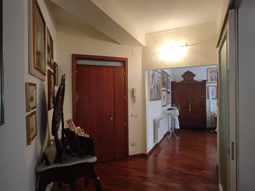 Immagine 5 di Appartamento in vendita  a Grosseto