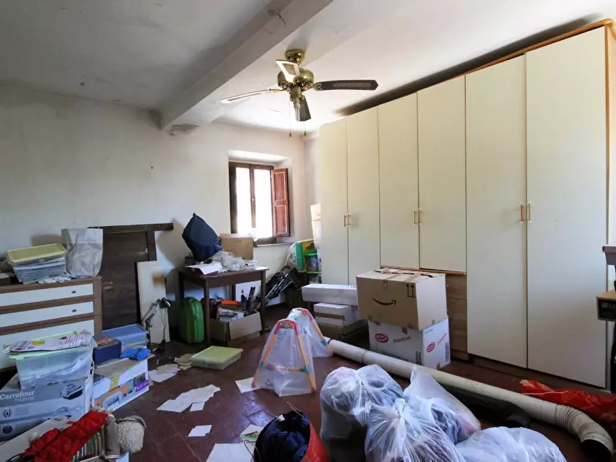 Immagine 17 di Rustico / casale in vendita  a Capannori