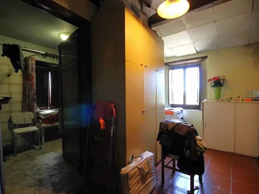 Immagine 18 di Rustico / casale in vendita  a Capannori