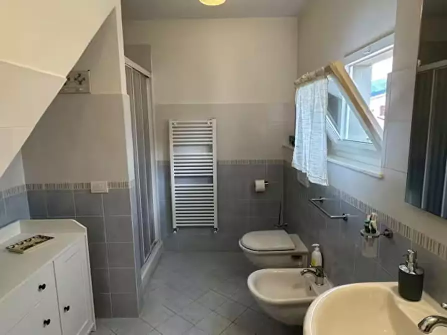 Immagine 8 di Casa bifamiliare in affitto  a Forte Dei Marmi