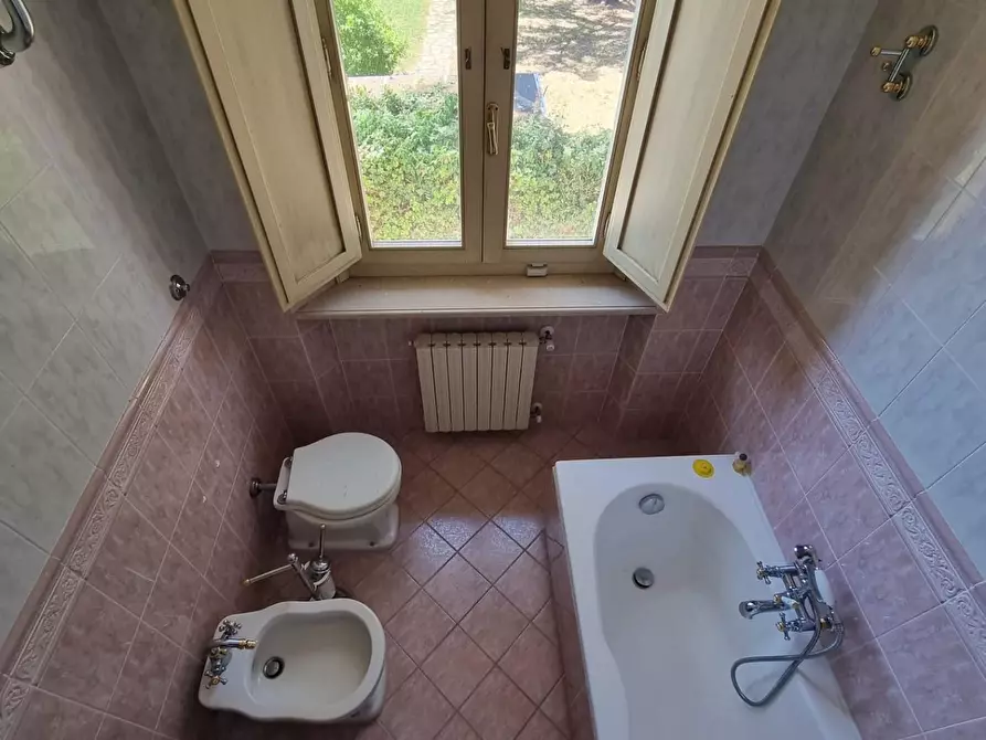 Immagine 25 di Villa in vendita  a Pisa