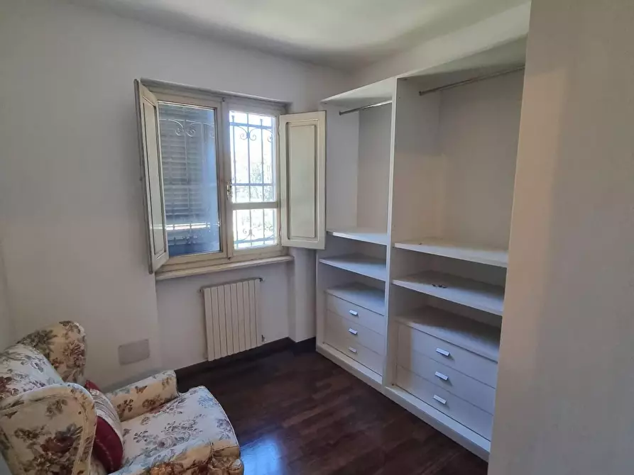 Immagine 16 di Villa in vendita  a Pisa