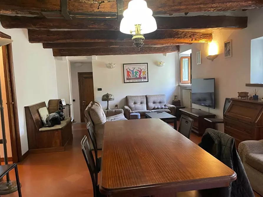 Immagine 2 di Appartamento in vendita  a Massa E Cozzile