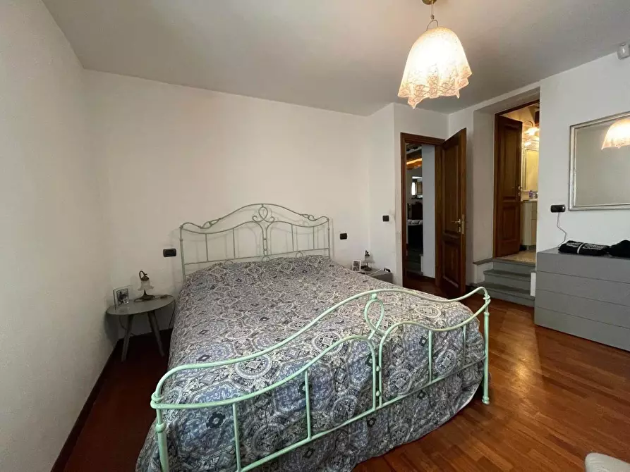 Immagine 6 di Appartamento in vendita  a Massa E Cozzile