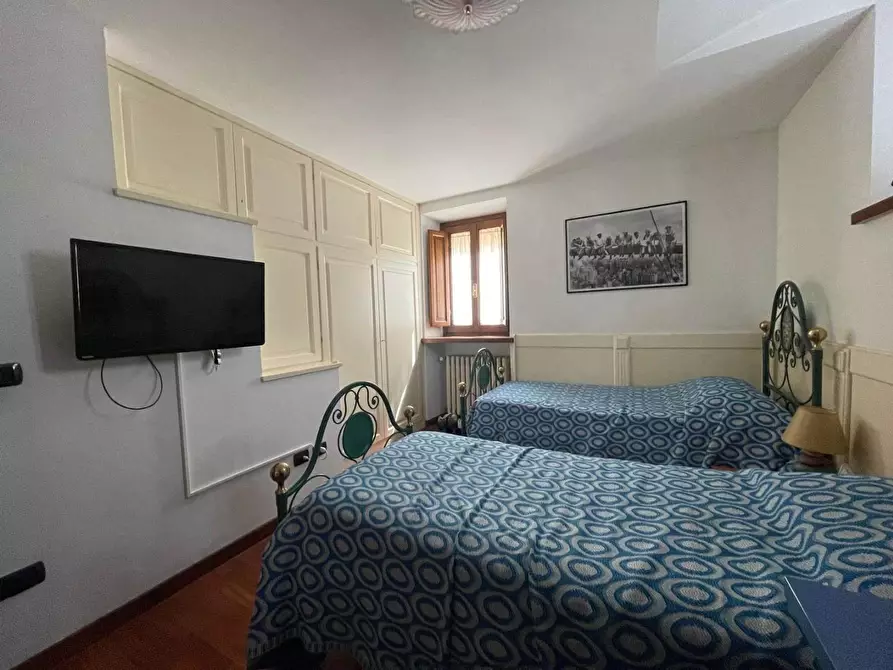 Immagine 23 di Appartamento in vendita  a Massa E Cozzile