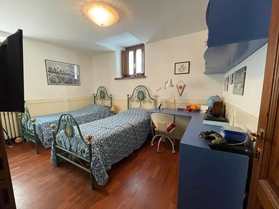 Immagine 12 di Appartamento in vendita  a Massa E Cozzile