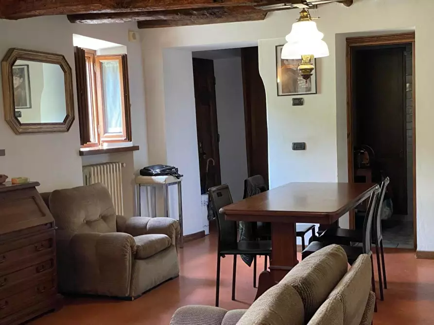 Immagine 14 di Appartamento in vendita  a Massa E Cozzile