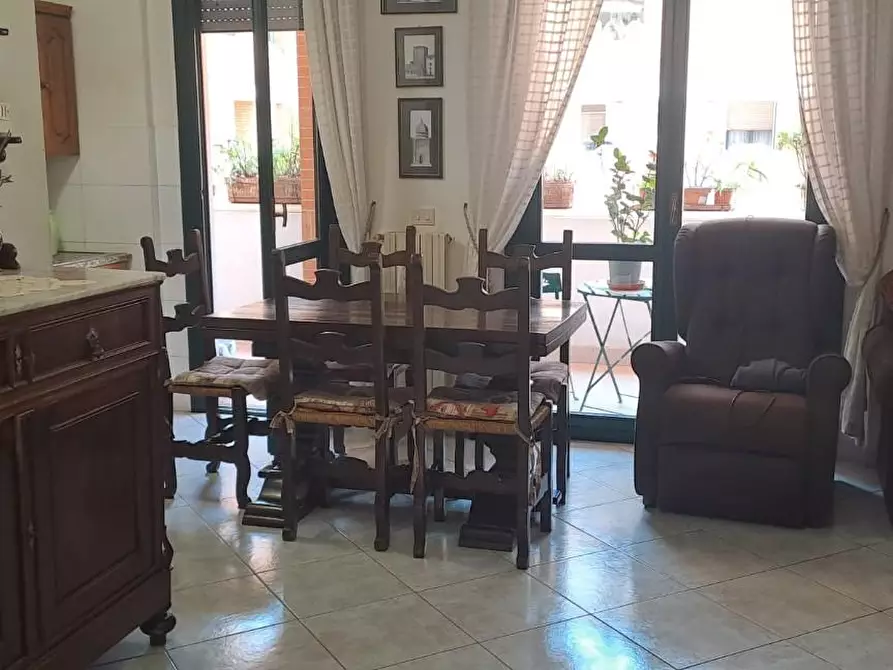 Immagine 1 di Appartamento in vendita  a Cecina